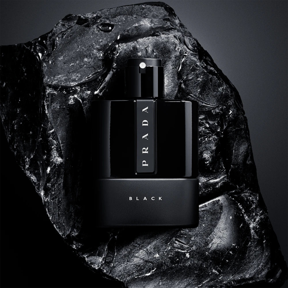 Prada - Luna Rossa Black 5